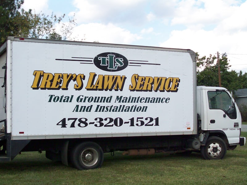 treys-lawn-service-truck-Perry-GA